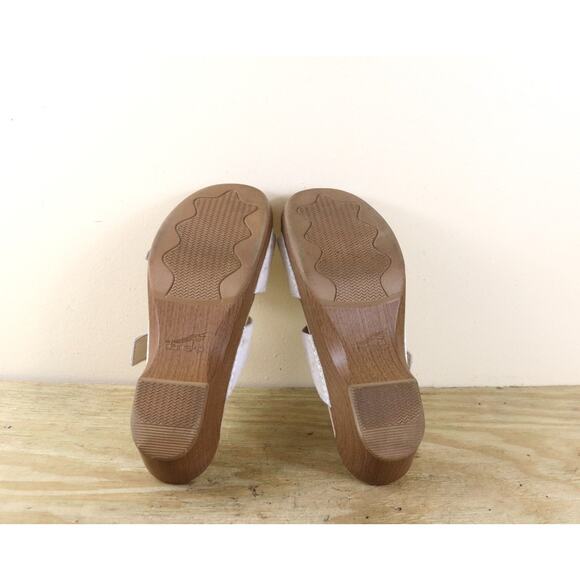 Dansko Sandals Womens 9 White Metallic God lSophie Leather 39 Wooden Heel - Picture 7 of 7